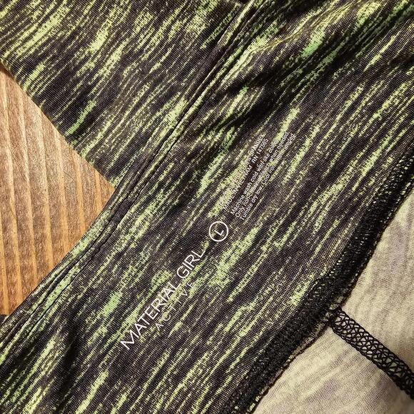 Women's High-Performance Capris - Waterleaf Girl - Size L - Picture 2 of 6